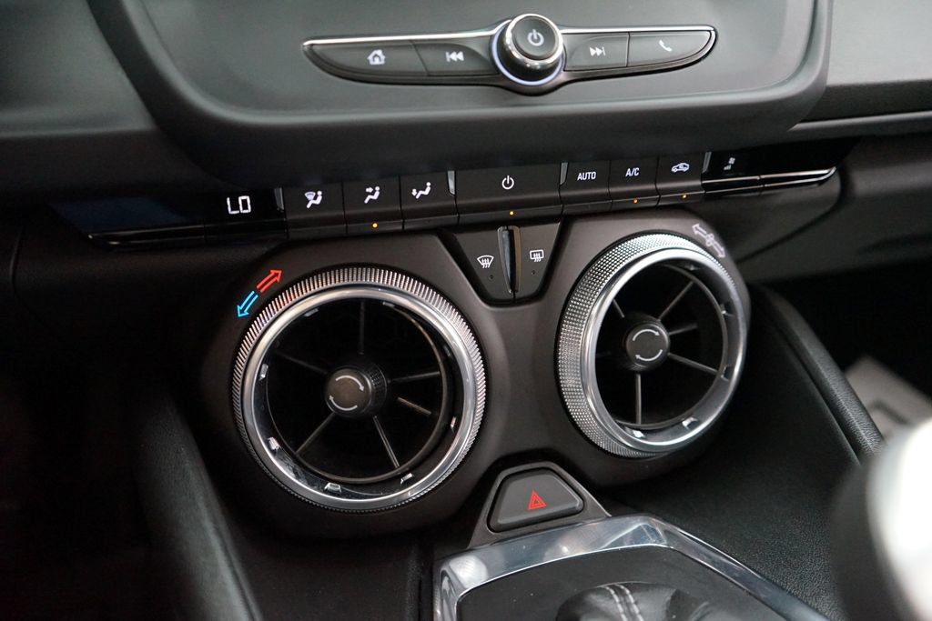 Used 2023 Chevrolet Camaro LT RWD image 36