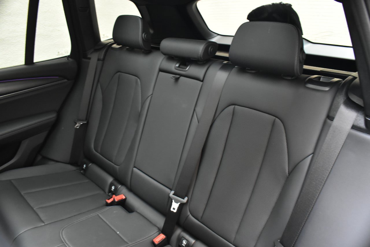 Used 2023 BMW X3 xDrive30i w/ M Sport Package AWD/4WD image 17