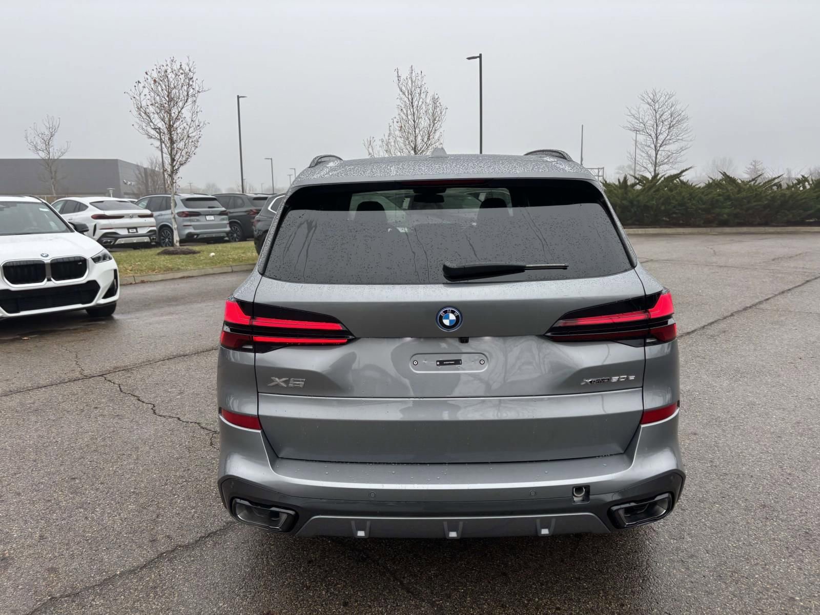 New 2026 BMW X5 xDrive50e w/ M Sport Package AWD/4WD image 6