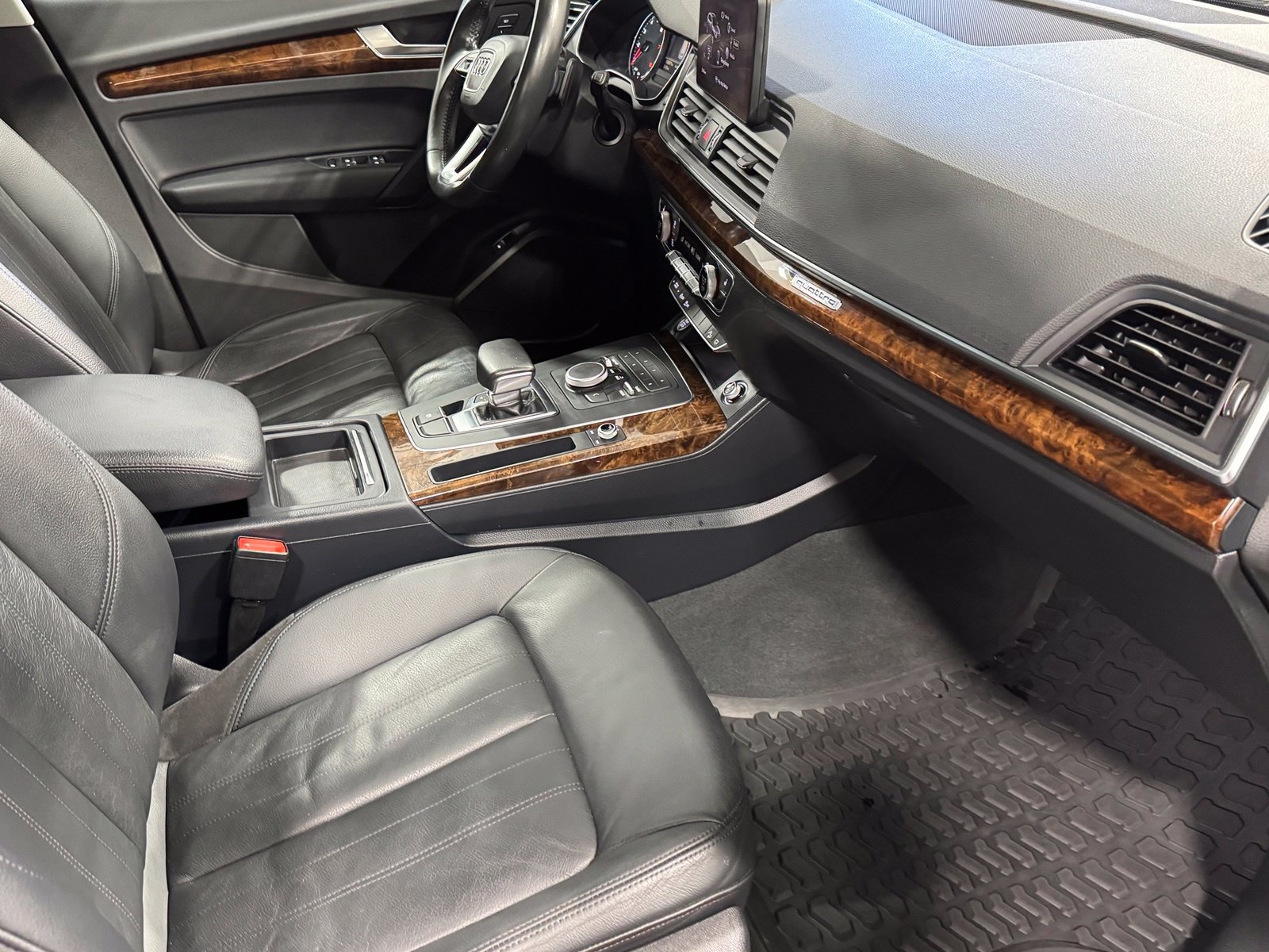 Used 2018 Audi Q5 2.0T Premium w/ Convenience Package AWD/4WD image 54