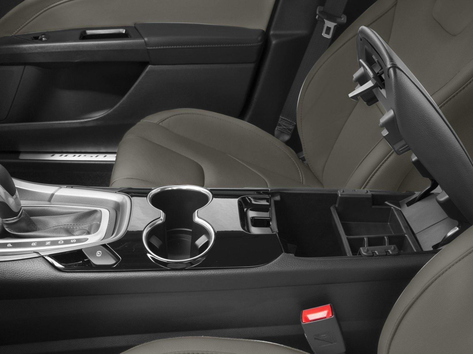 Used 2016 Ford Fusion Titanium FWD image 9