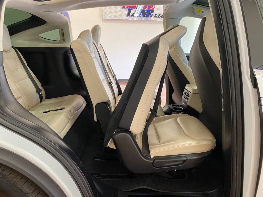 Used 2018 Tesla Model X AWD/4WD image 44