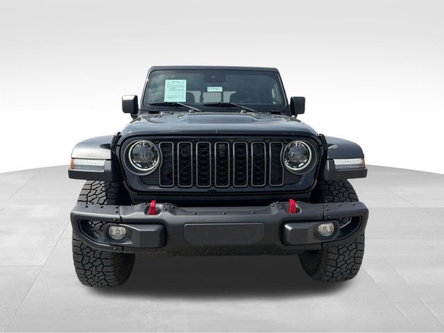 Used 2025 Jeep Gladiator Rubicon w/ Convenience Group AWD/4WD image 2