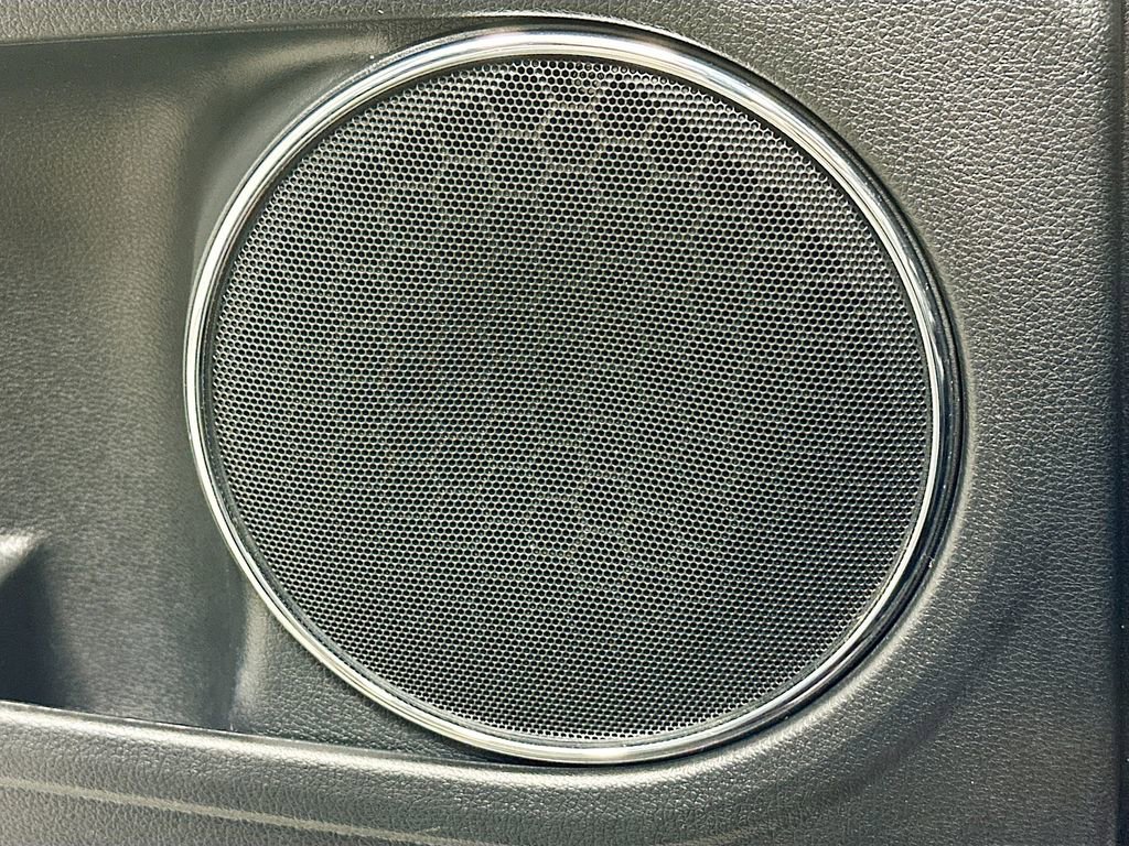 Used 2019 Honda HR-V EX-L image 17