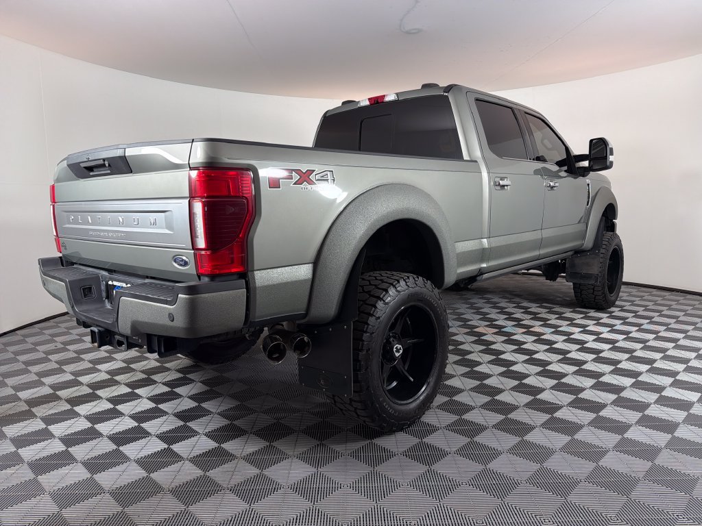 Used 2020 Ford F350 Platinum AWD/4WD image 3