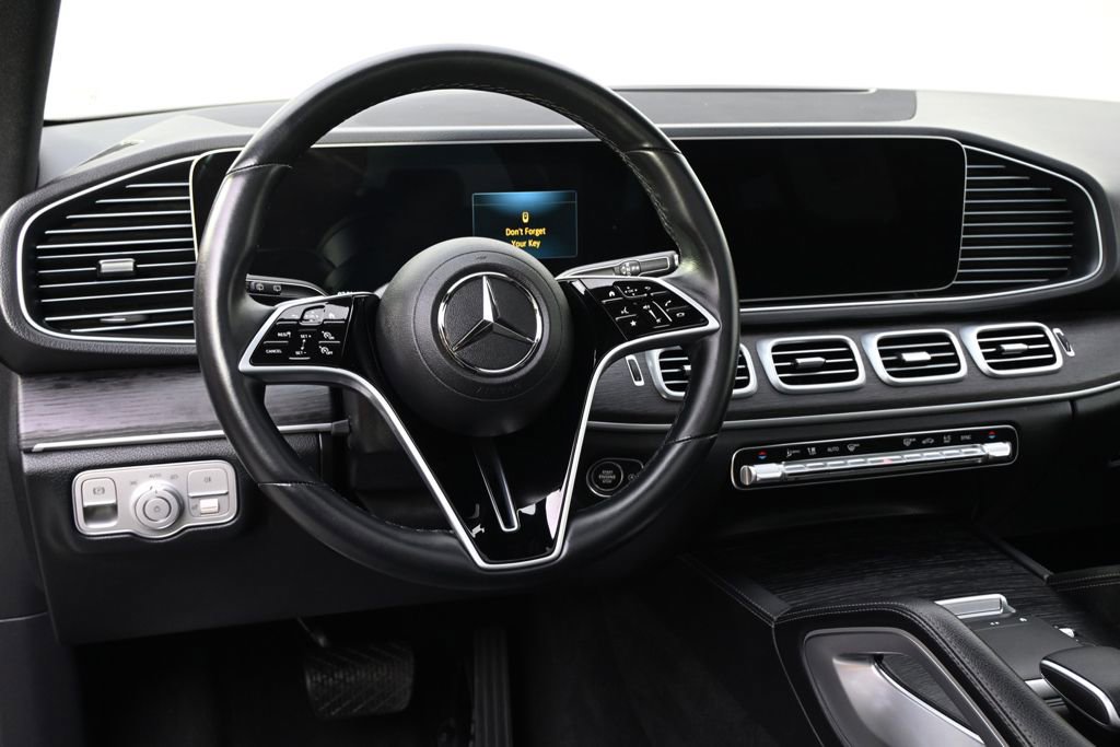 Used 2025 Mercedes-Benz GLE 350 4MATIC image 11