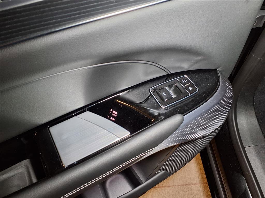 New 2026 Cadillac Lyriq V image 14