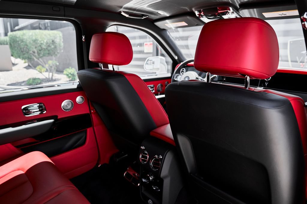 Used 2026 Rolls-Royce Cullinan AWD/4WD image 53