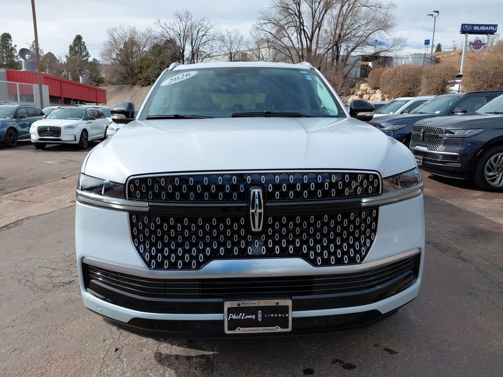 New 2026 Lincoln Navigator L Premier image 2