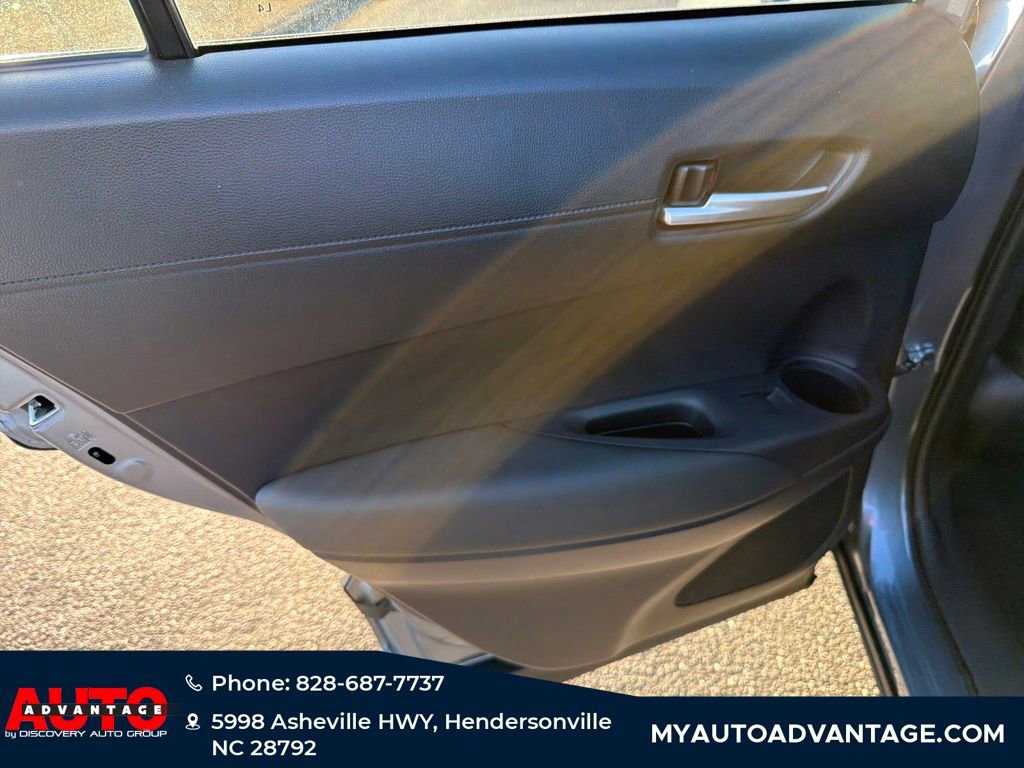 Used 2023 Toyota Corolla Cross XLE w/ Convenience Package image 29