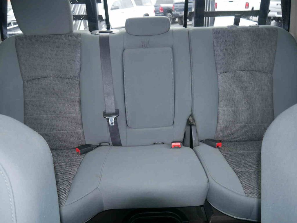 Used 2014 RAM 5500 SLT w/ Quick Order Package 29G SLT image 40