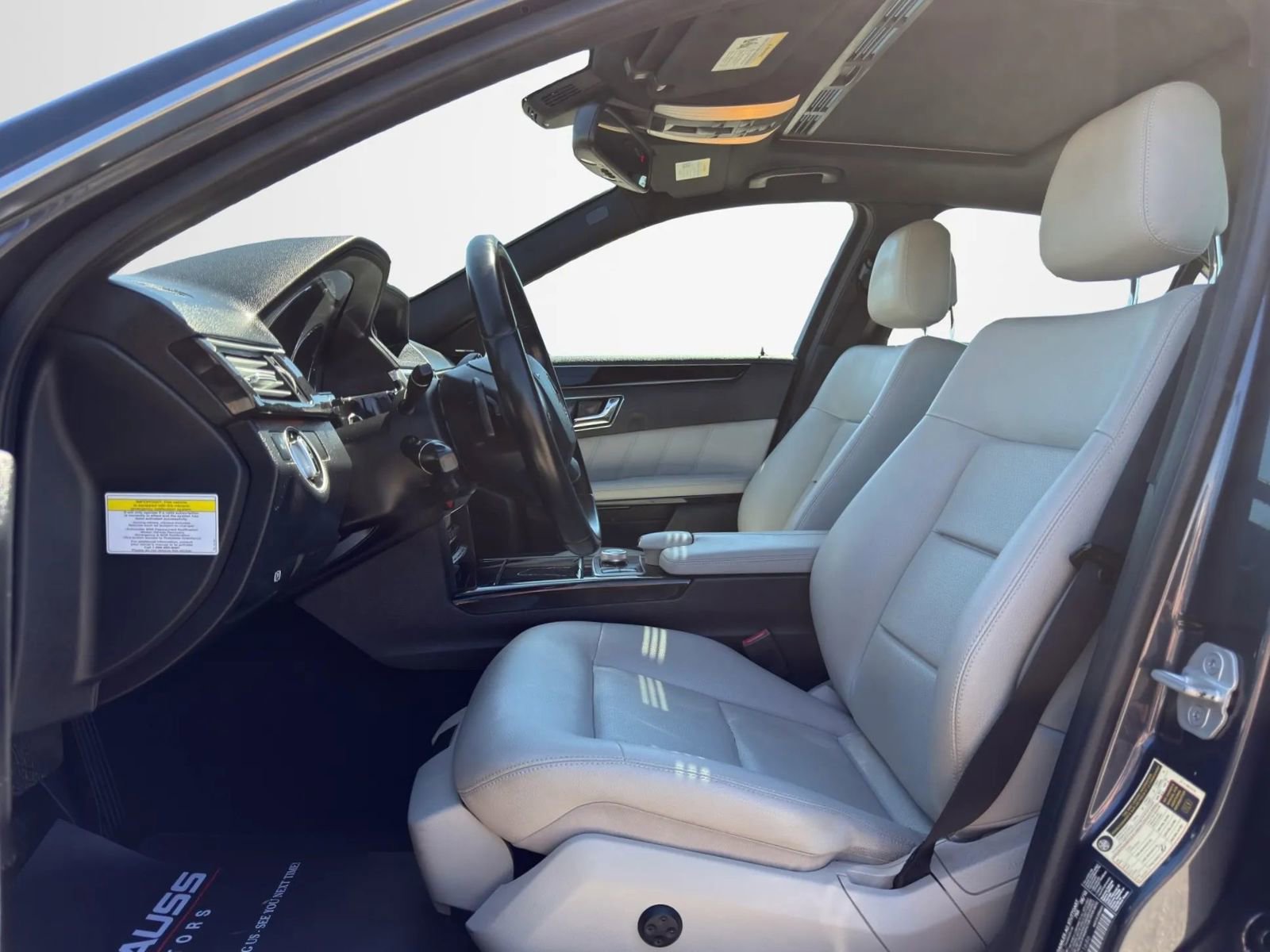 Used 2011 Mercedes-Benz E 350 E 350 4MATIC Sedan 4D image 11