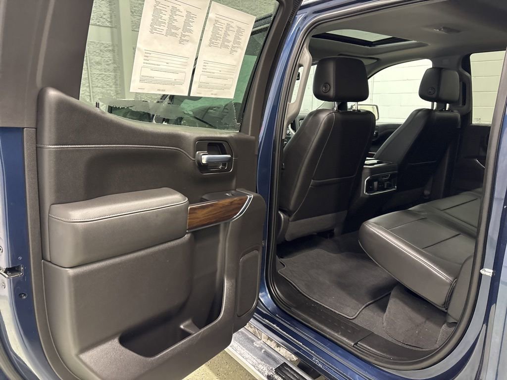 Used 2020 GMC Sierra 1500 SLT w/ SLT Premium Plus Package image 31