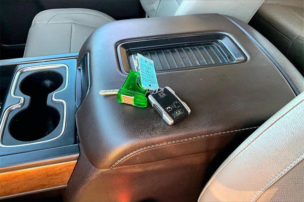 Used 2018 Chevrolet Silverado 1500 LTZ w/ Texas Edition image 10