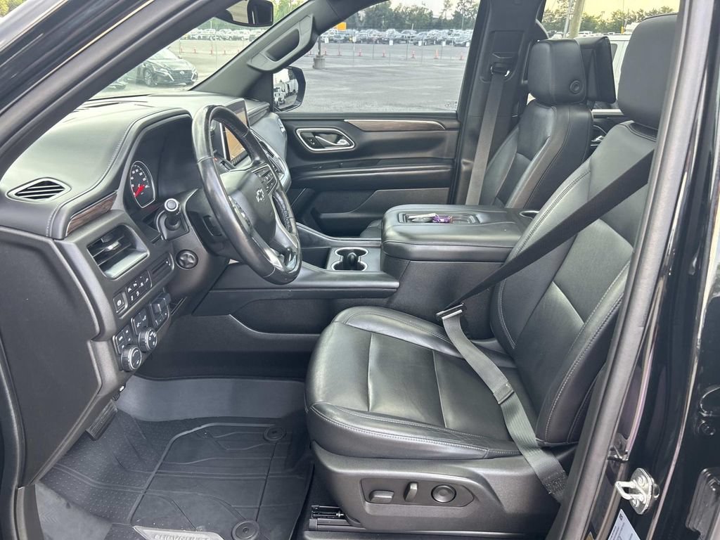 Used 2021 Chevrolet Tahoe Z71 w/ Z71 Signature Package AWD/4WD image 30