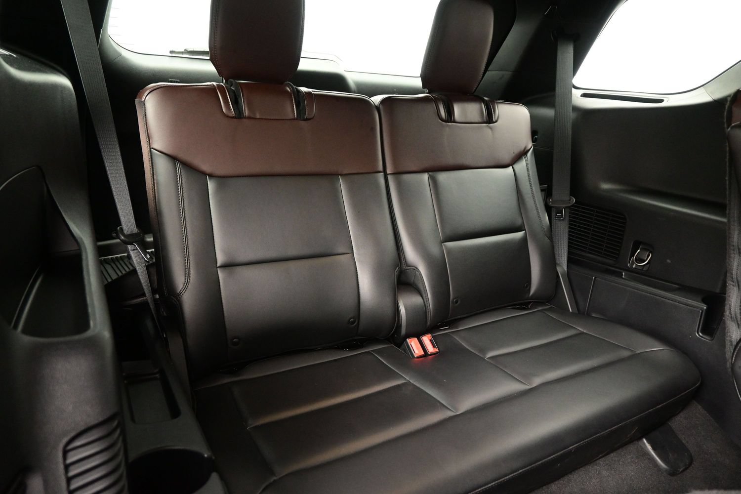 Used 2023 Ford Explorer Platinum AWD/4WD image 17