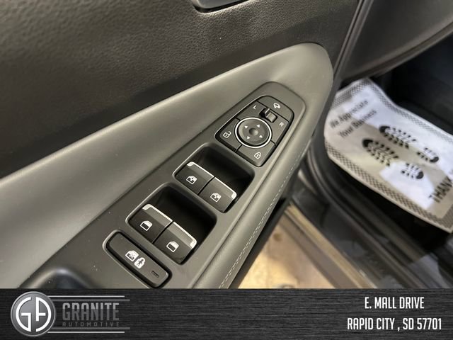Used 2023 Hyundai Santa Fe Limited w/ Cargo Package AWD/4WD image 12