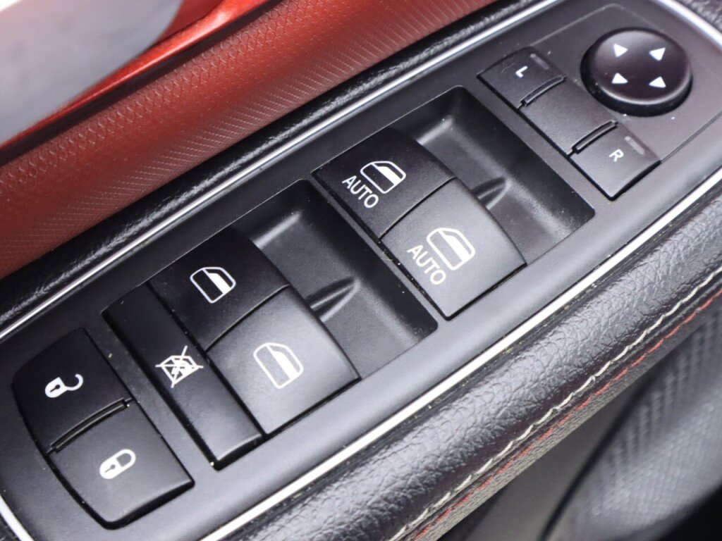 Used 2019 RAM 1500 Rebel image 27