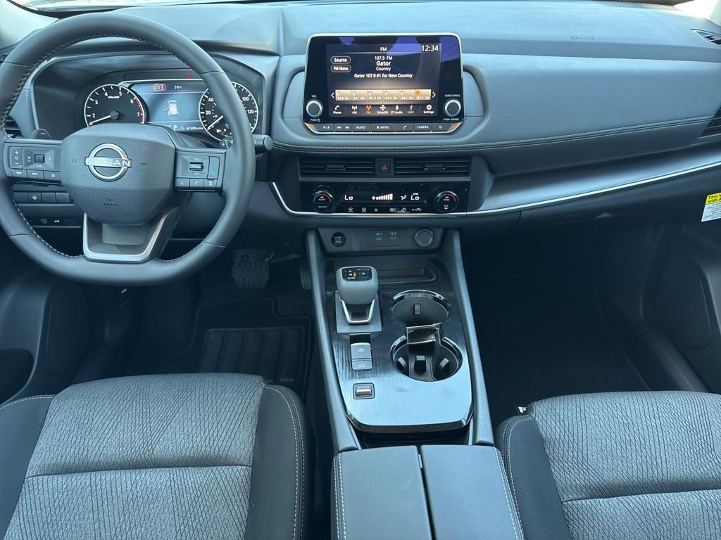 New 2026 Nissan Rogue SV FWD image 15