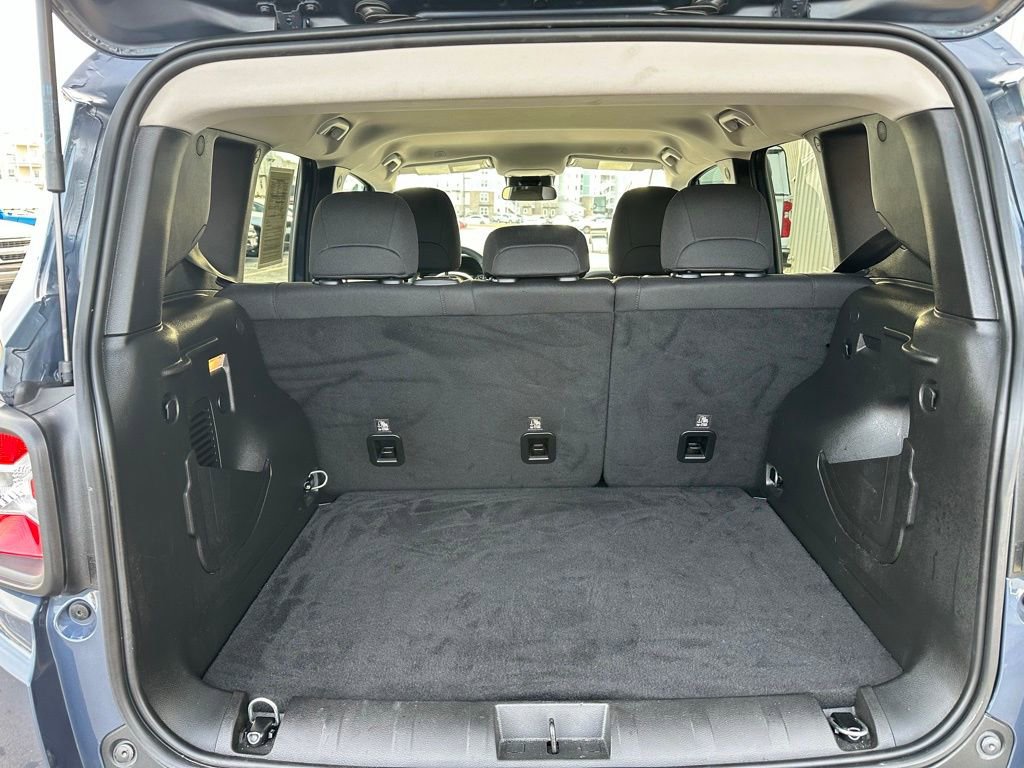 Used 2022 Jeep Renegade Latitude image 16