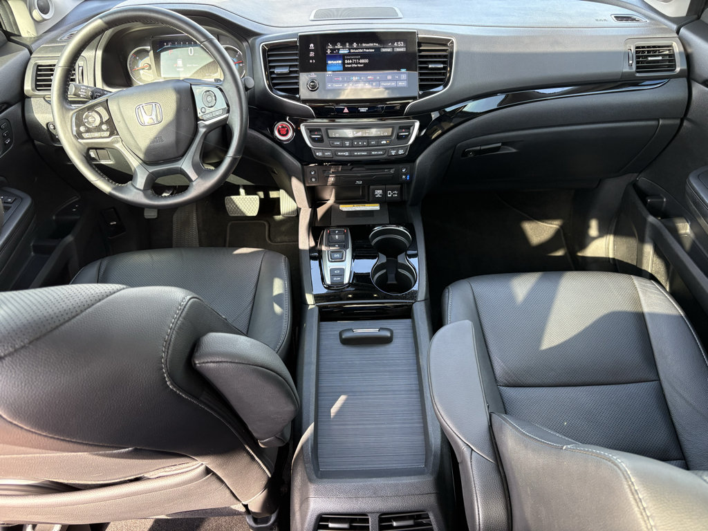 Certified 2022 Honda Pilot Elite image 2