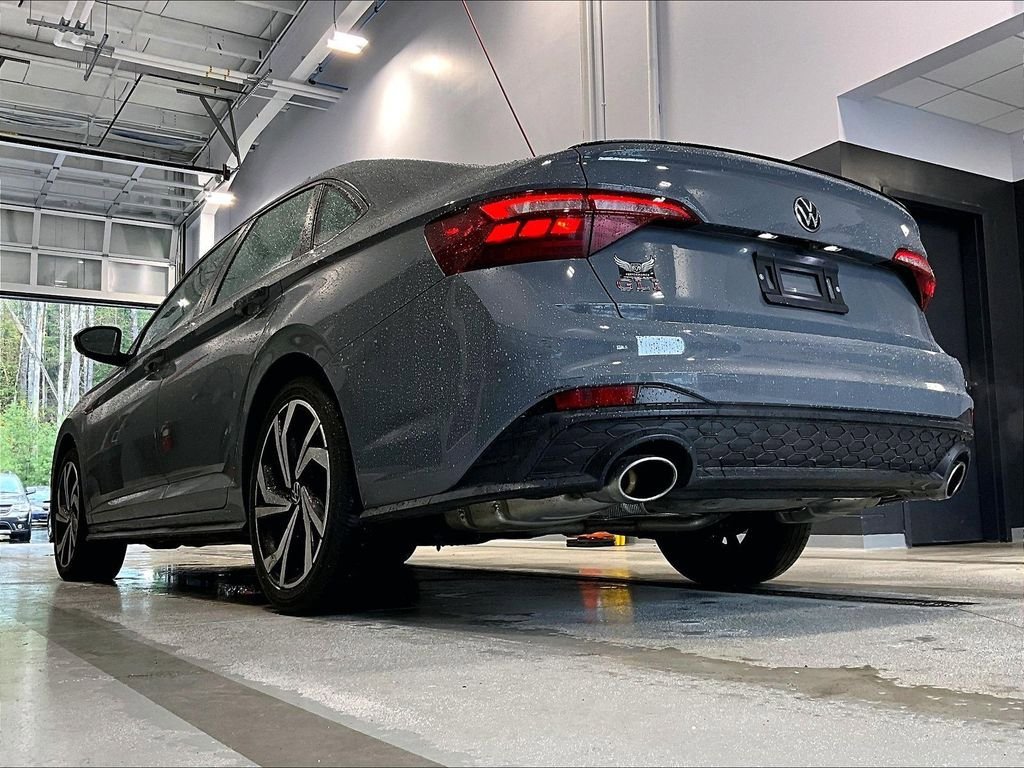 Used 2023 Volkswagen Jetta GLI Autobahn FWD image 6