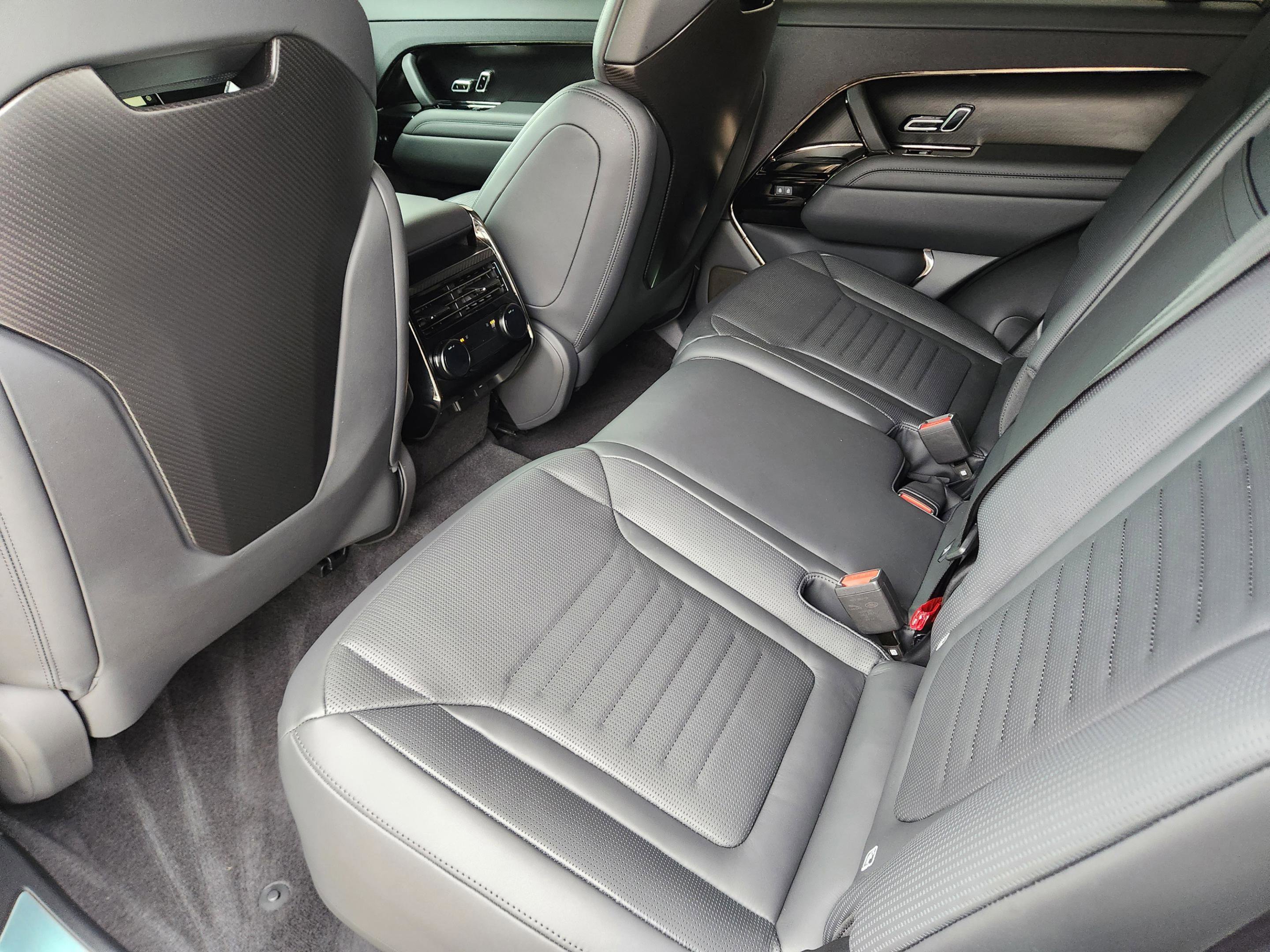 Certified 2024 Land Rover Range Rover Sport SV Edition One Carbon Bronze image 25