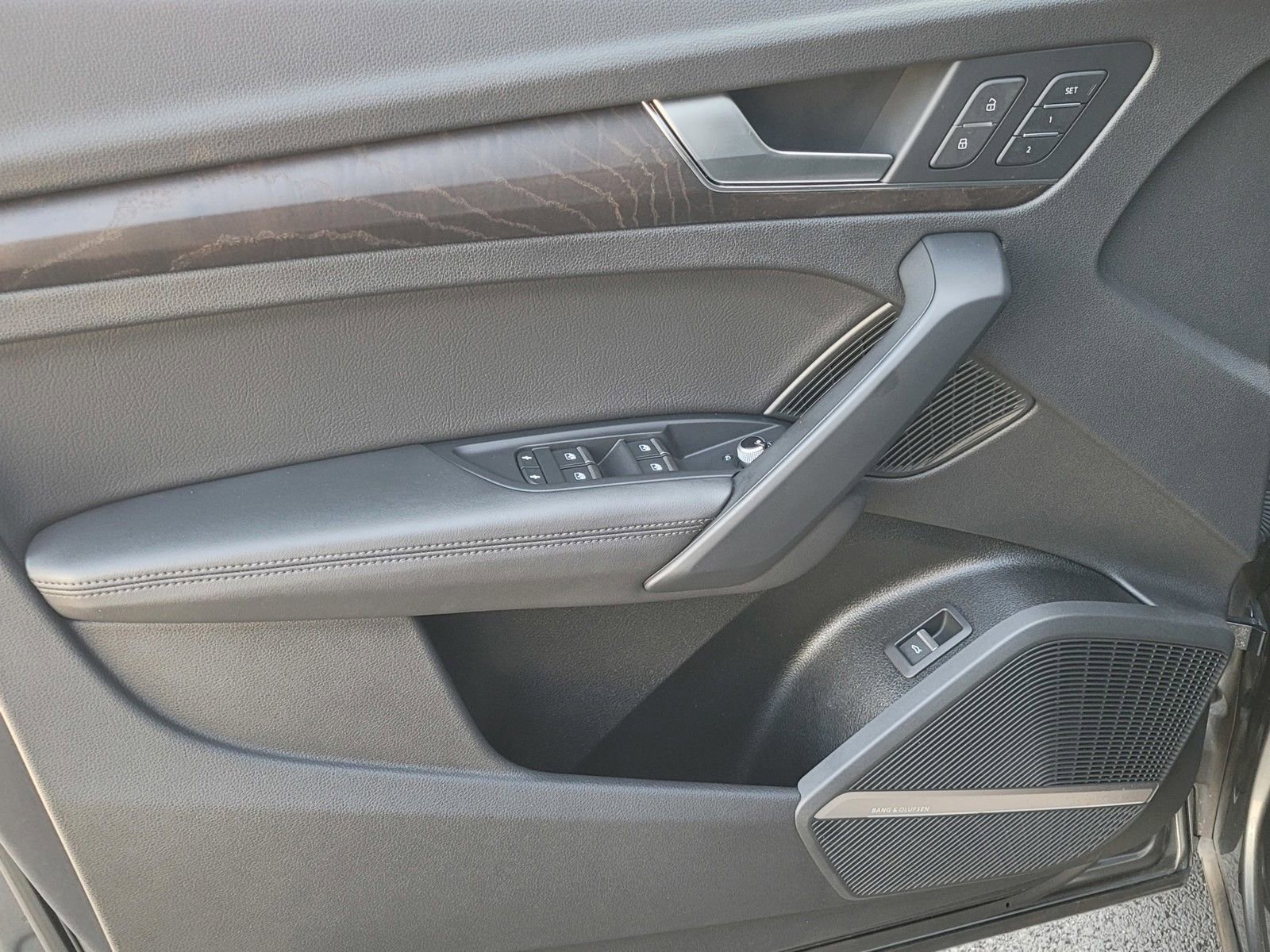 Used 2019 Audi Q5 Premium Plus w/ Premium Plus Package AWD/4WD image 17