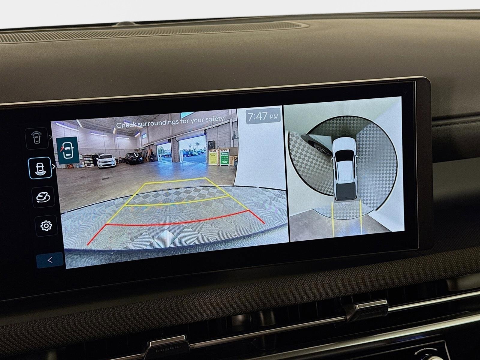 New 2026 Hyundai Santa Cruz Limited image 17