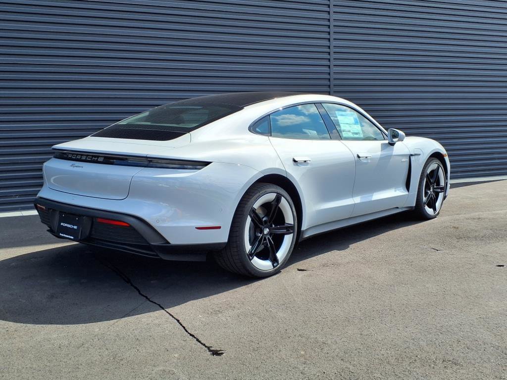 New 2025 Porsche Taycan image 28