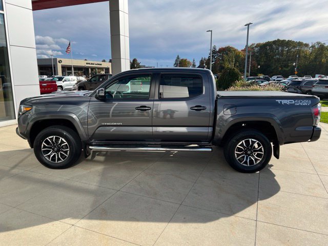 Used 2023 Toyota Tacoma TRD Sport w/ Technology Package AWD/4WD image 6