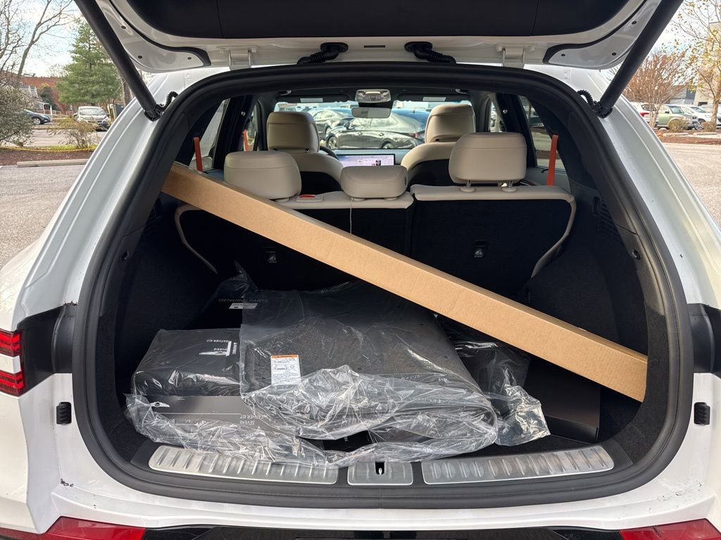 New 2026 Genesis GV70 3.5T Sport Prestige AWD/4WD image 30