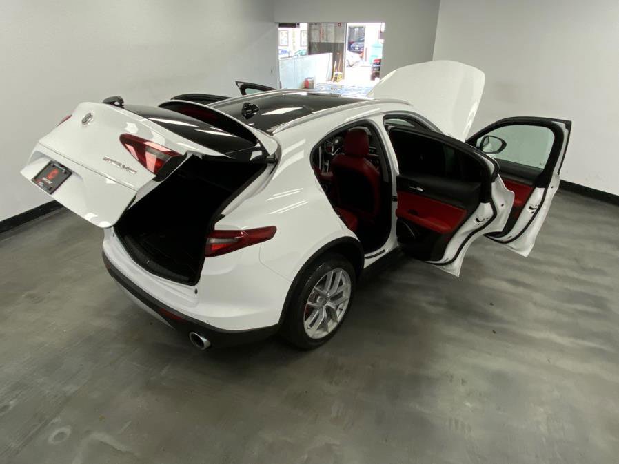 Used 2019 Alfa Romeo Stelvio Ti image 56