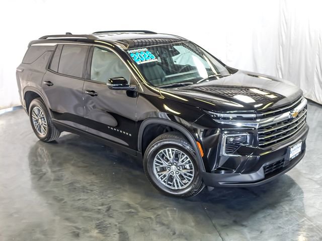 Used 2026 Chevrolet Traverse LT w/ LPO, Floor Liner Package image 6