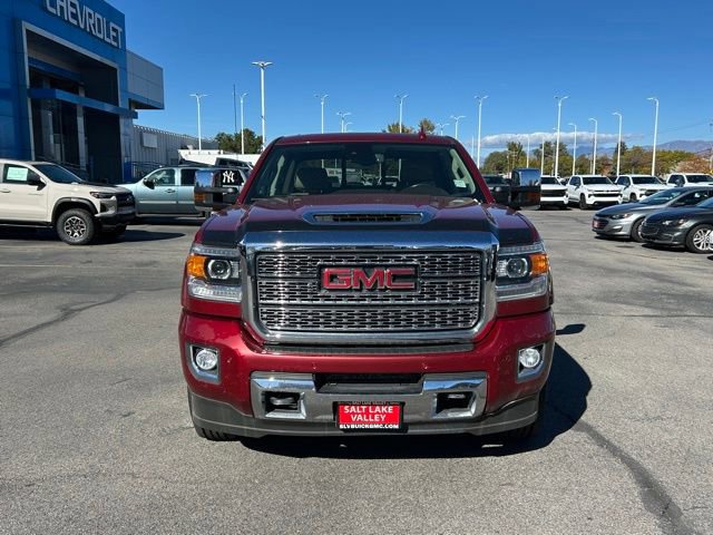 Used 2018 GMC Sierra 3500 Denali w/ Duramax Plus Package image 4