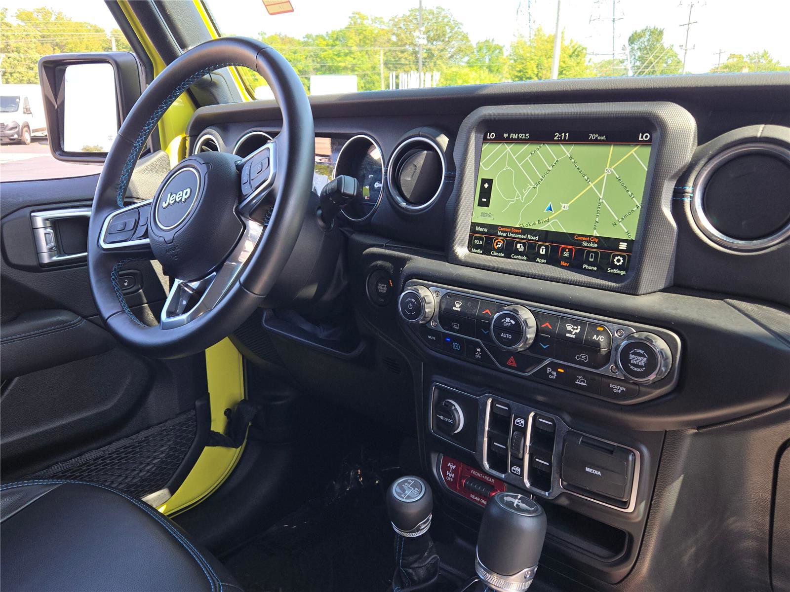 Used 2022 Jeep Wrangler Unlimited Rubicon 4xe w/ Safety Group image 8