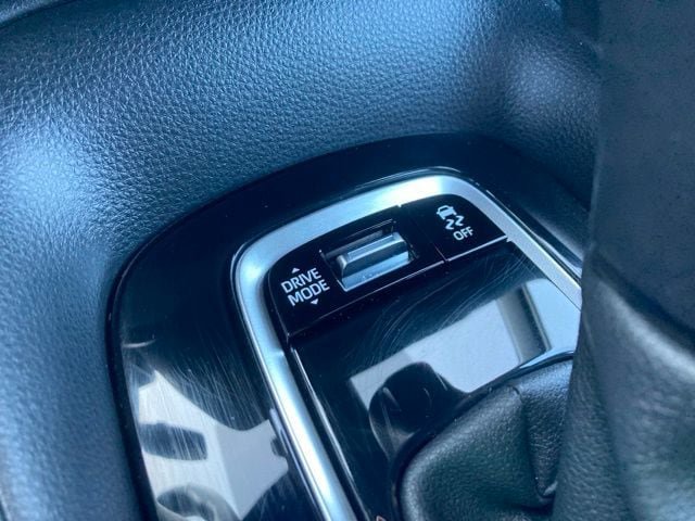 Certified 2023 Toyota Corolla SE w/ Carpet Mat Package (TMS) FWD image 34