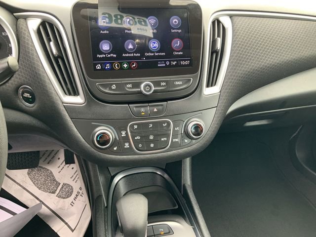 Used 2024 Chevrolet Malibu LT image 22