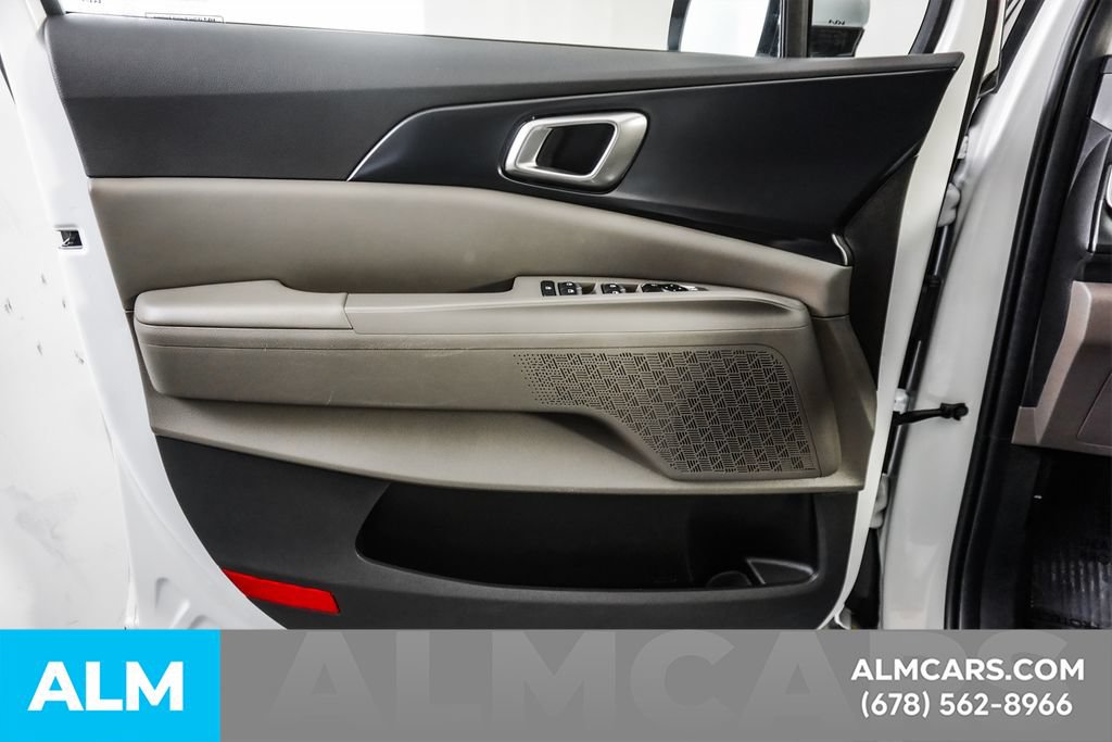 Used 2026 Kia Carnival LXS FWD image 46