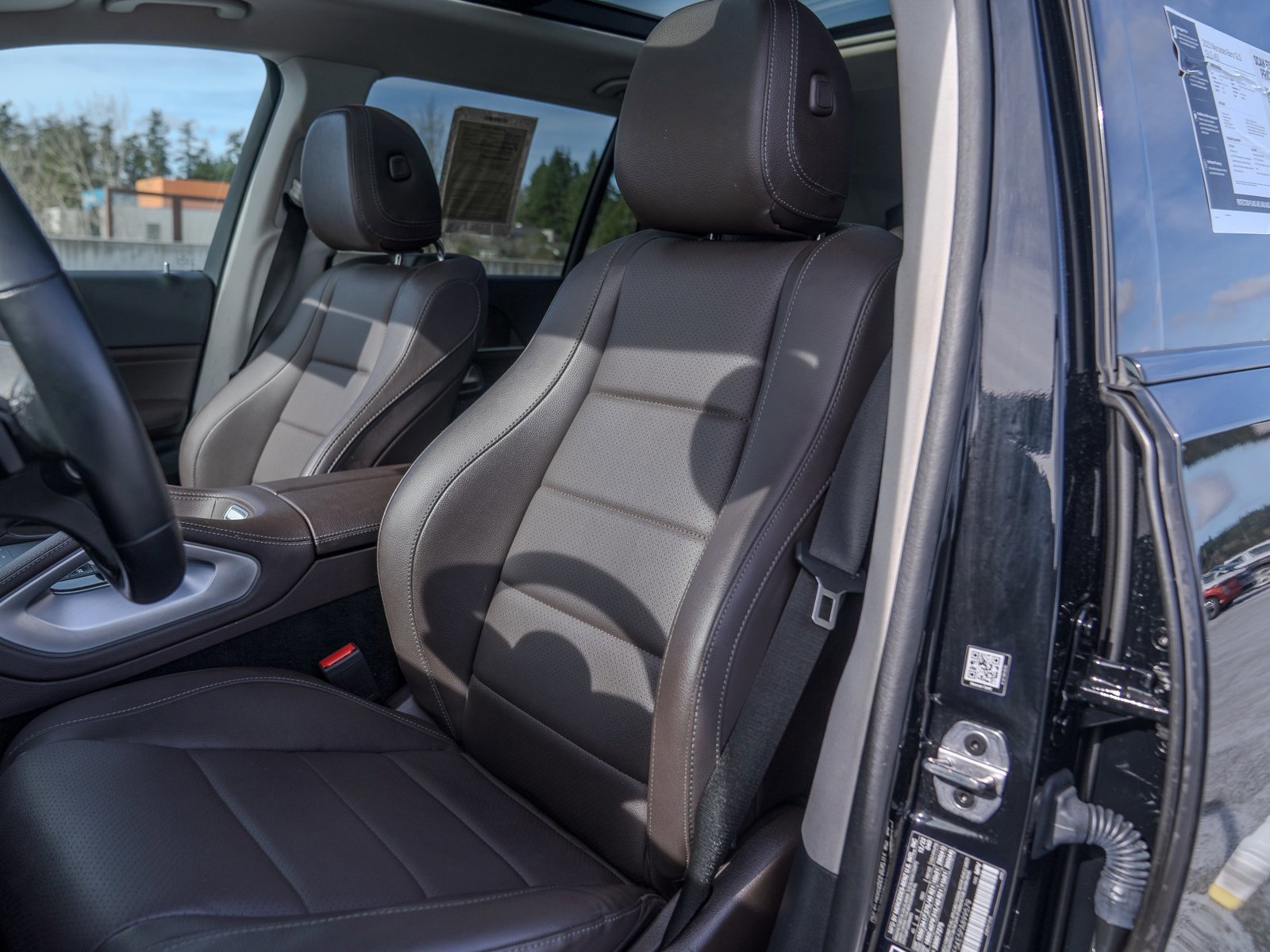 Certified 2023 Mercedes-Benz GLS 450 4MATIC image 18