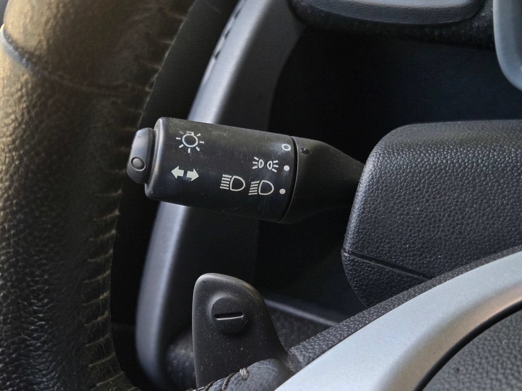 Used 2008 smart fortwo pure RWD image 23