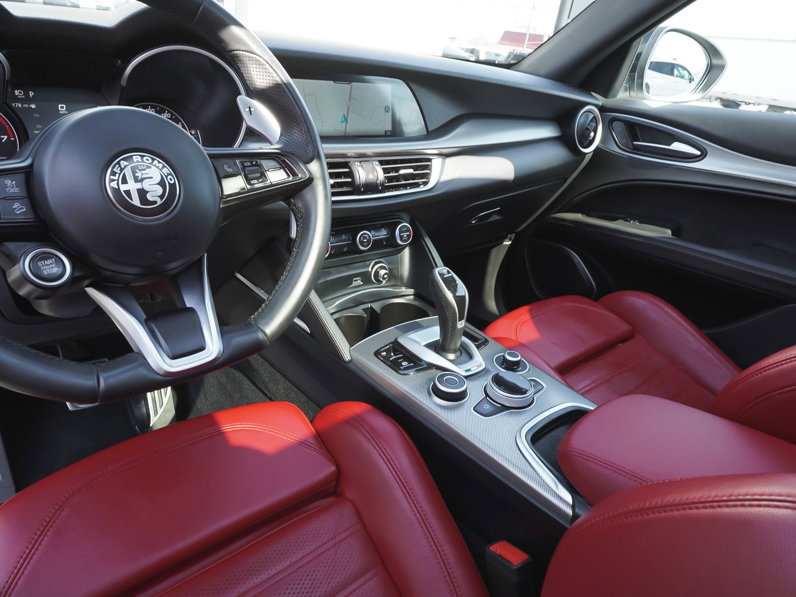 Used 2023 Alfa Romeo Stelvio Veloce image 23