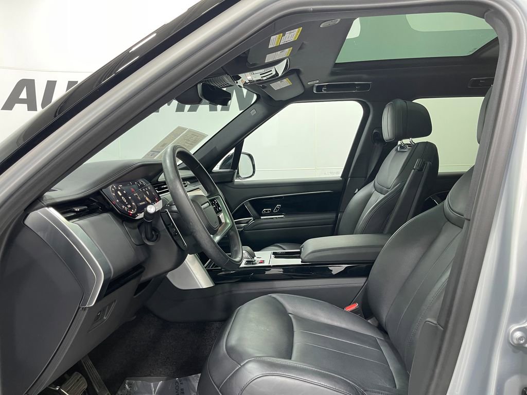 Used 2024 Land Rover Range Rover SE image 14