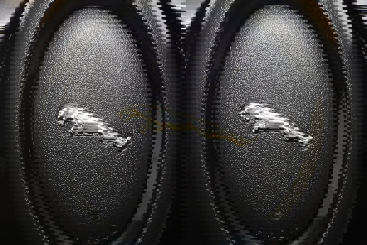 Used 2016 Jaguar F-TYPE Coupe image 43