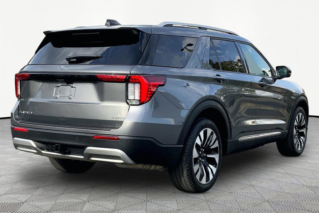 Used 2025 Ford Explorer Platinum w/ LUX Leather Package image 5