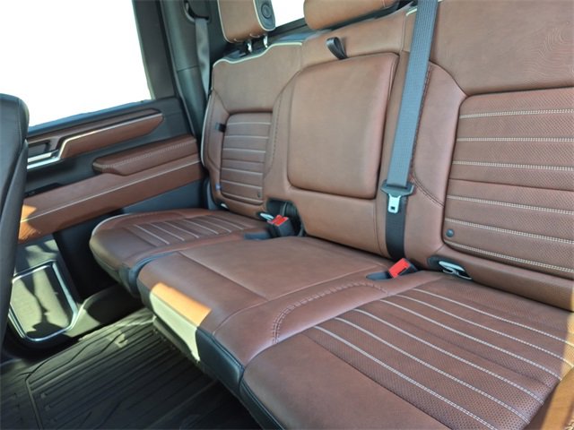 Used 2024 GMC Sierra 2500 Denali Ultimate image 13