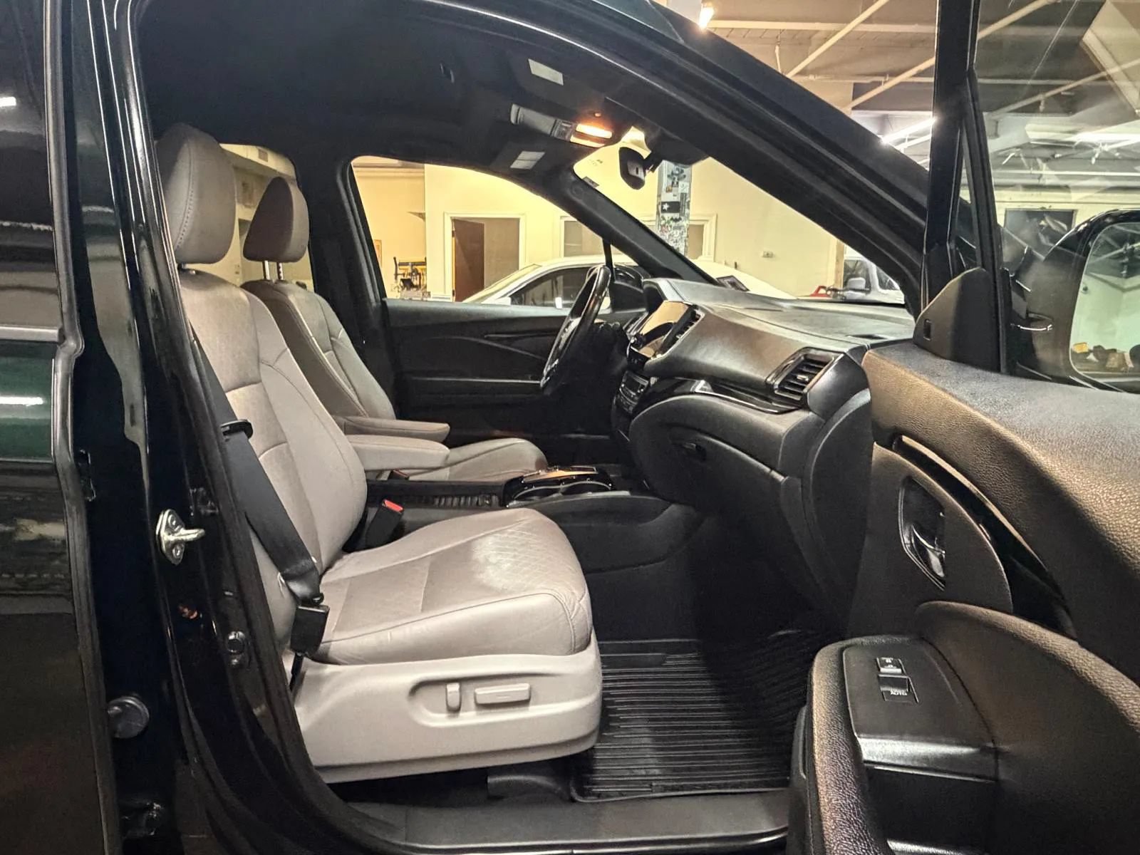 Used 2019 Honda Passport Elite image 21