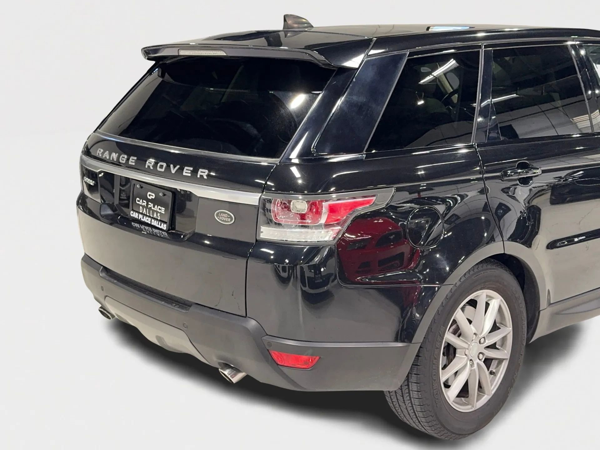 Used 2017 Land Rover Range Rover Sport SE image 13