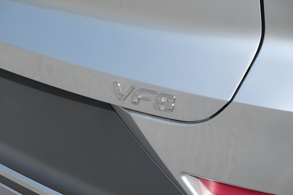 New 2025 VinFast VF 8 Eco AWD/4WD image 39