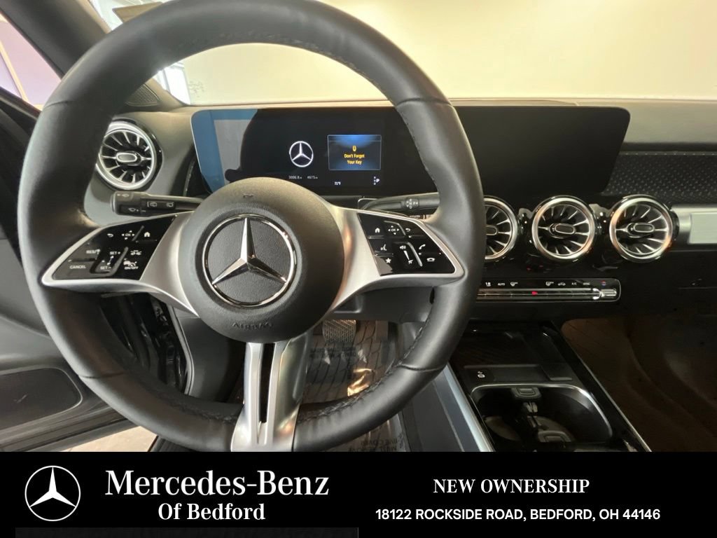 Used 2026 Mercedes-Benz GLB 250 4MATIC image 21